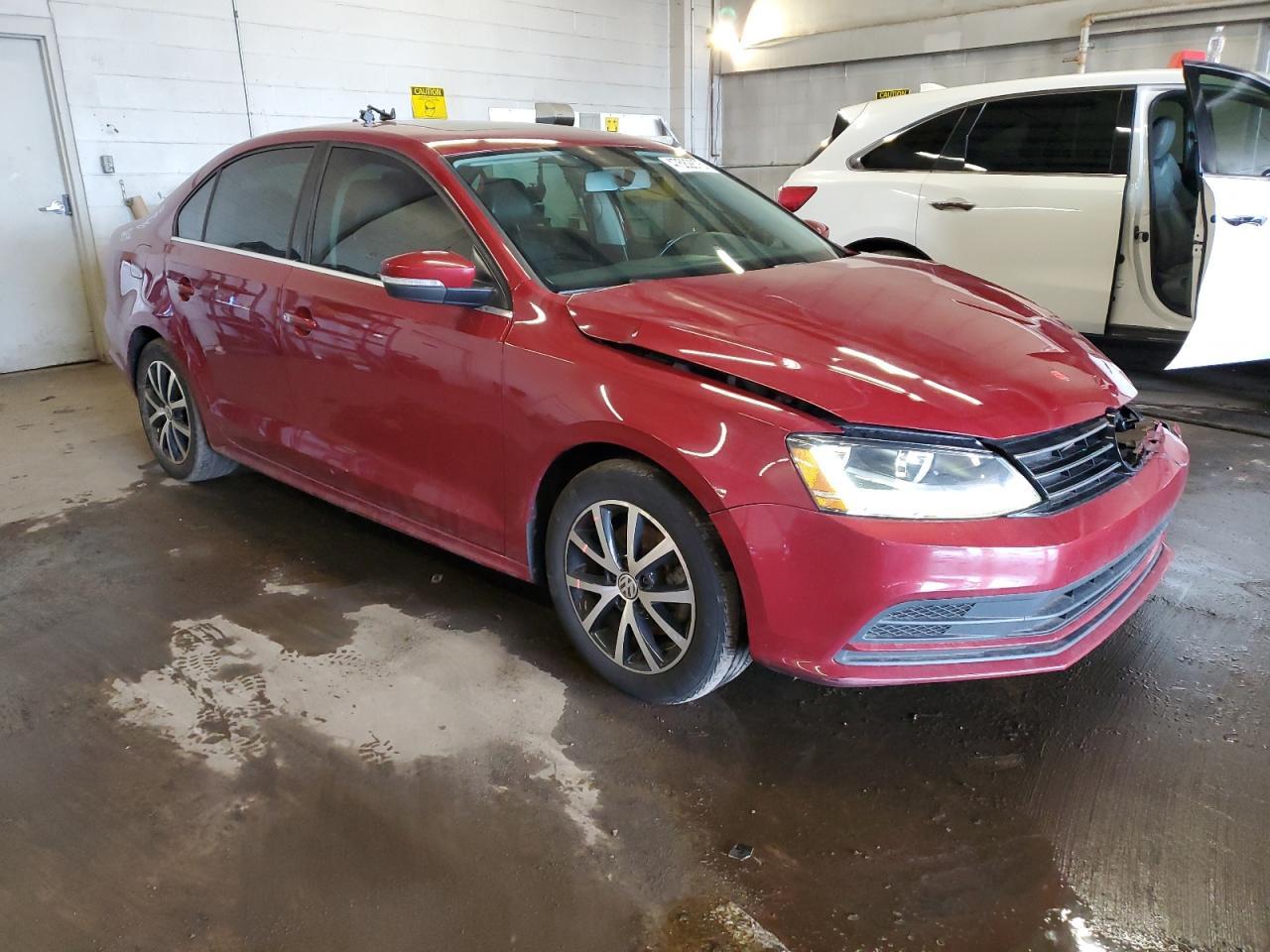 2017 VOLKSWAGEN JETTA SE - Image 4