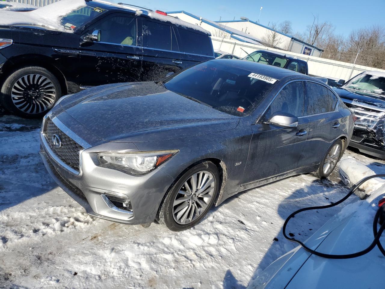 2018 INFINITI Q50 LUXE