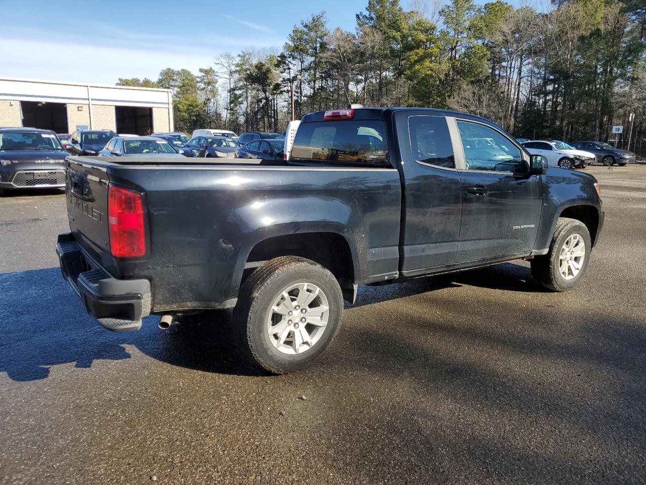 2022 CHEVROLET COLORADO L - Image 3