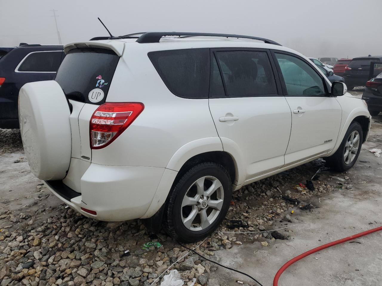 2011 TOYOTA RAV4 LIMIT - Фото 3
