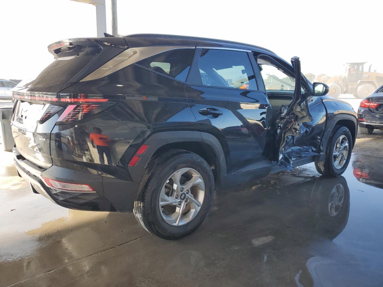 2023 HYUNDAI TUCSON SEL - Фото 3