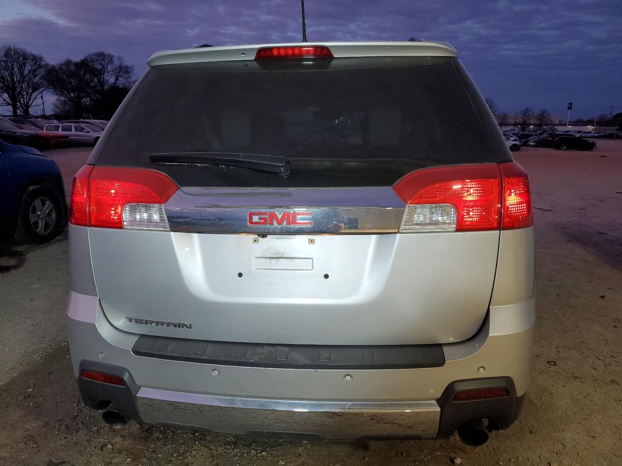 2014 GMC TERRAIN SL - Image 6