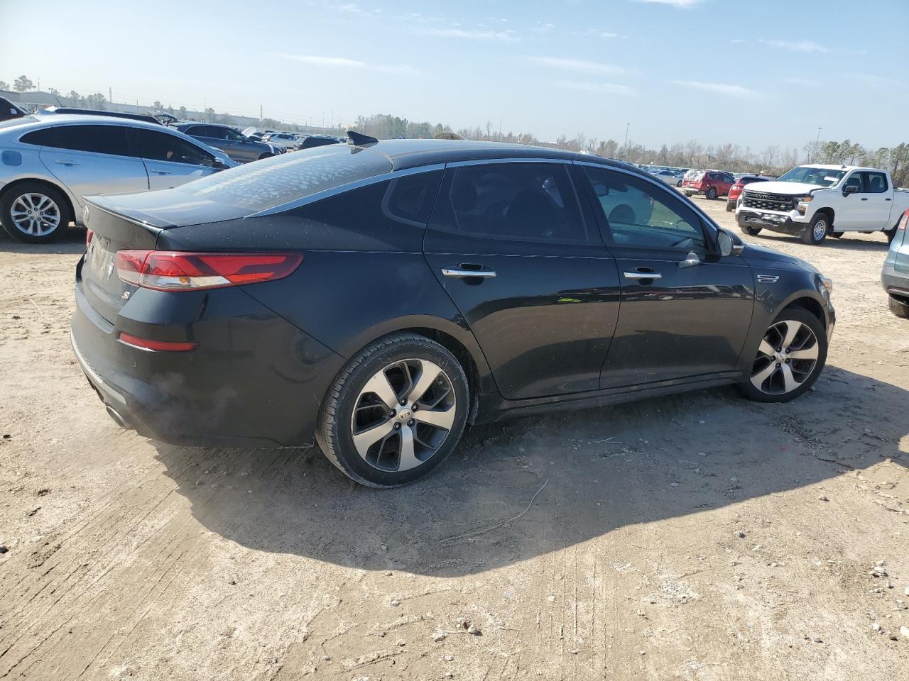 2019 KIA OPTIMA LX - Фото 3