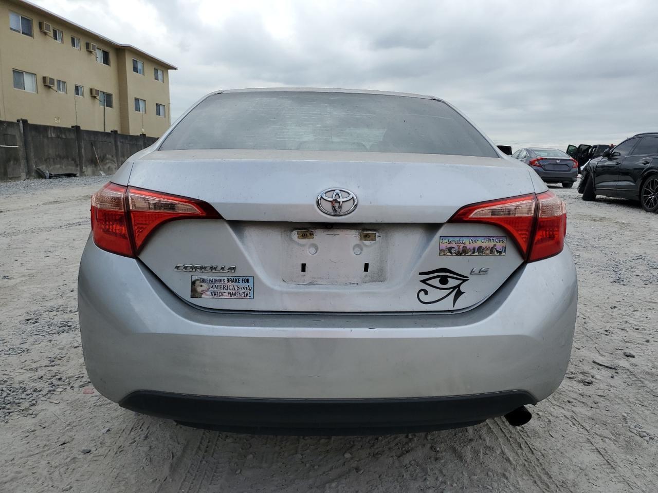 2018 TOYOTA COROLLA L - Image 6