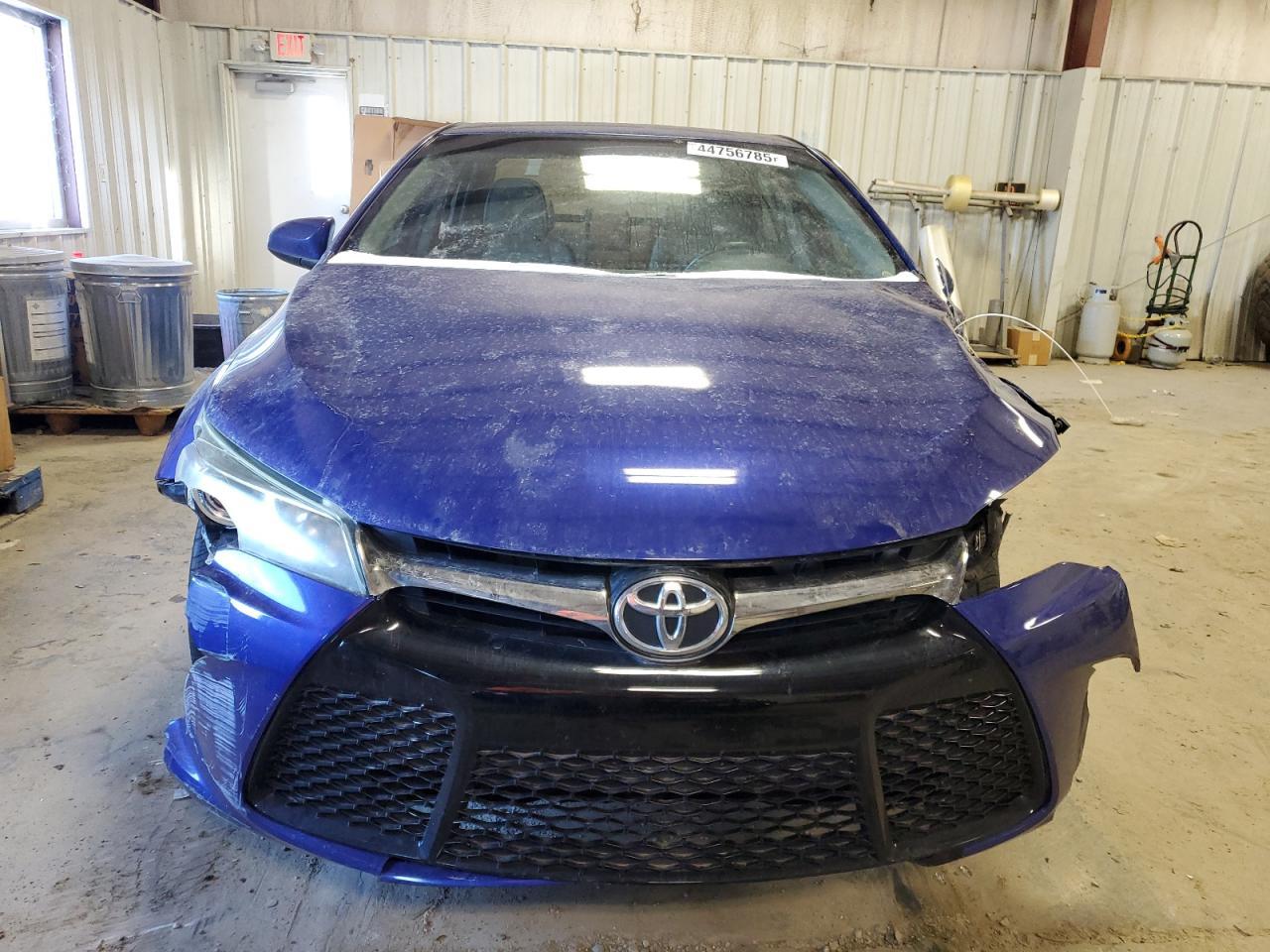 2015 TOYOTA CAMRY LE - Фото 5