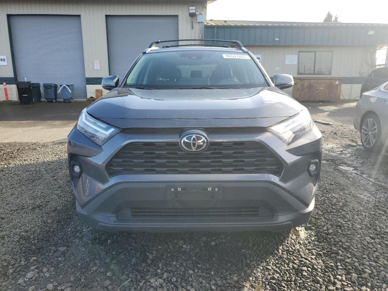 2024 TOYOTA RAV4 XLE P - Image 5