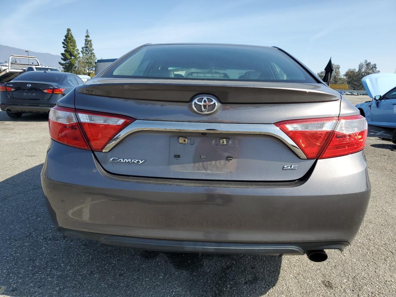 2017 TOYOTA CAMRY LE - Image 6