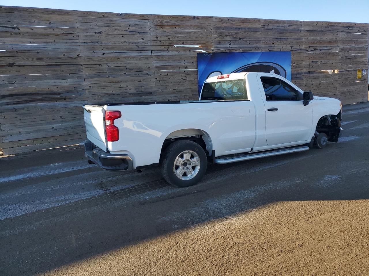 2024 CHEVROLET SILVERADO - Image 3