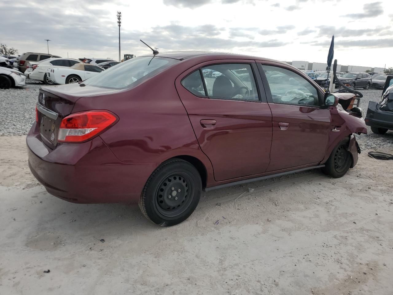 2020 MITSUBISHI MIRAGE G4 - Фото 3