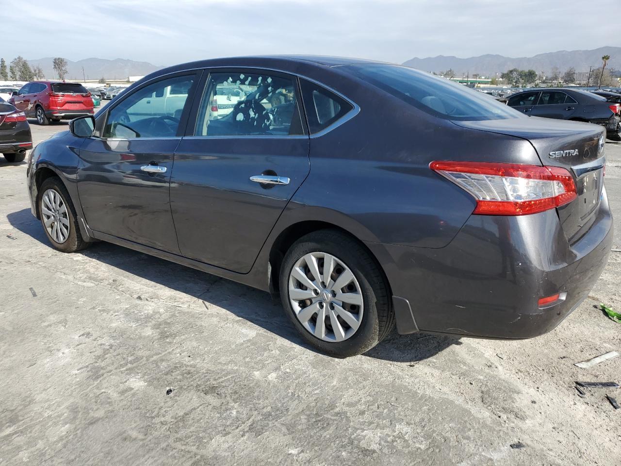 2013 NISSAN SENTRA S - Фото 2