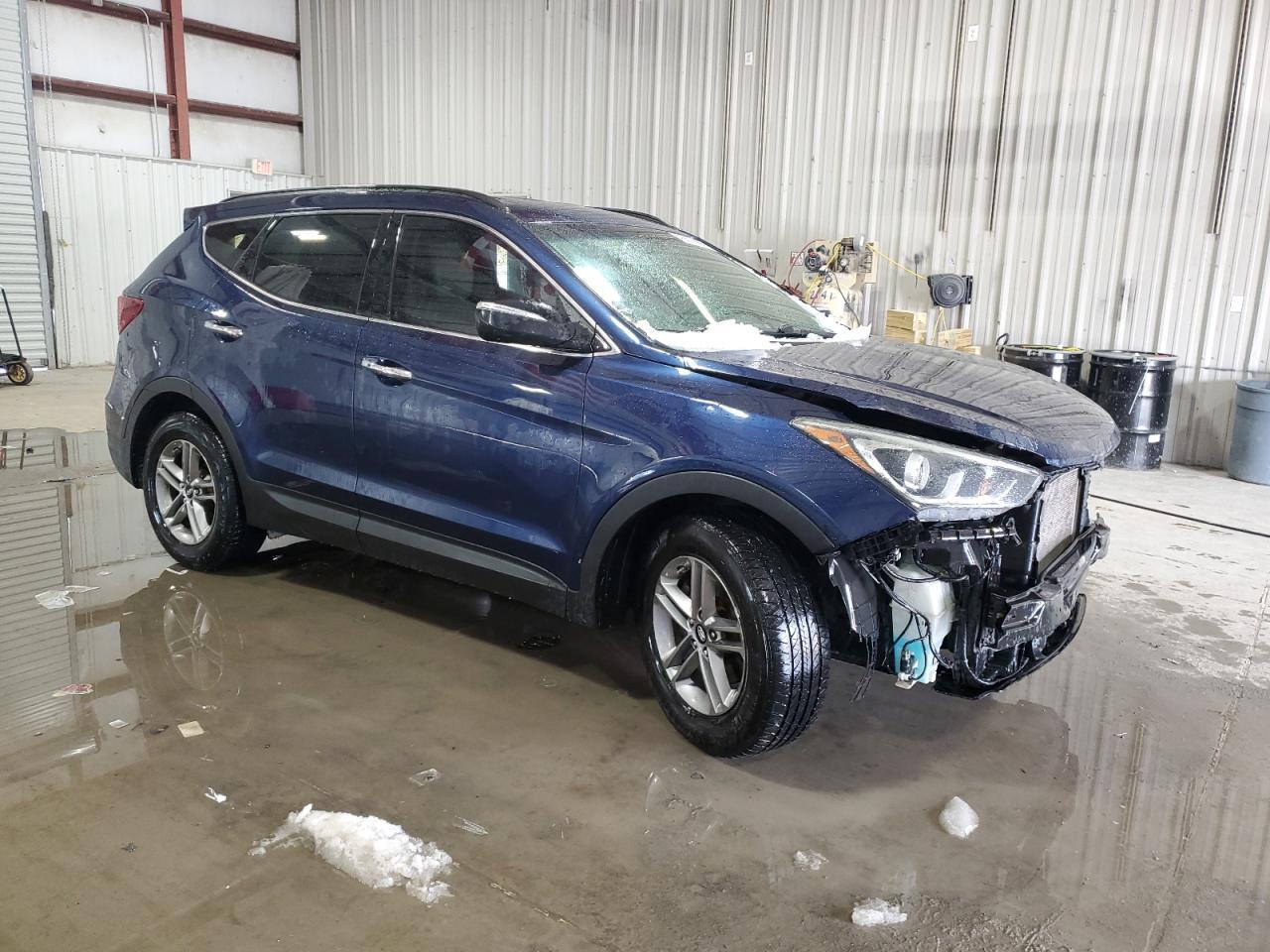 2017 HYUNDAI SANTA FE S - Image 4