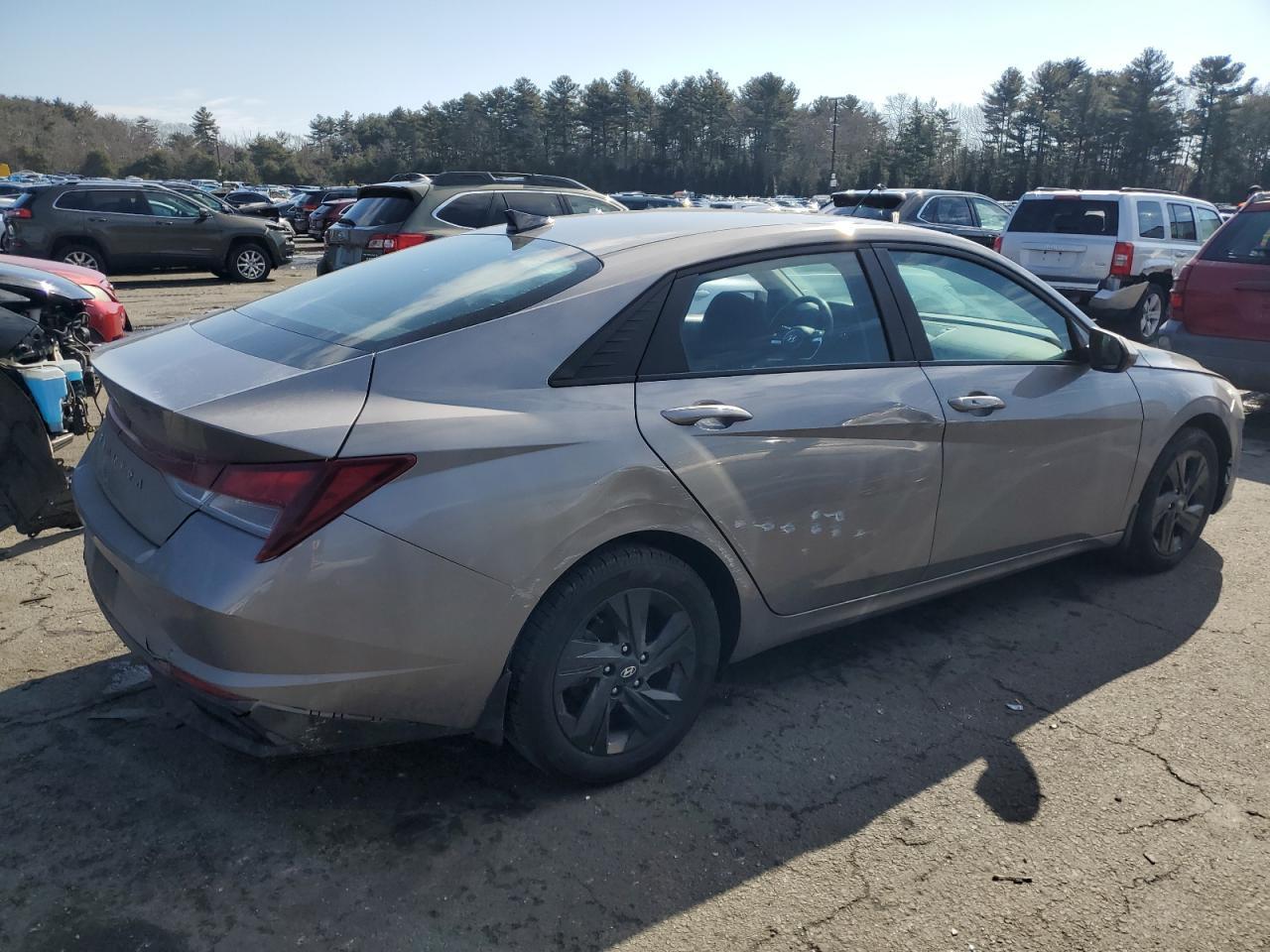 2023 HYUNDAI ELANTRA SE - Image 3