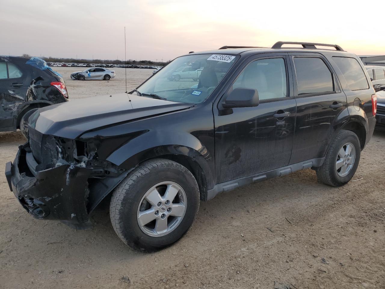 2010 FORD ESCAPE XLT