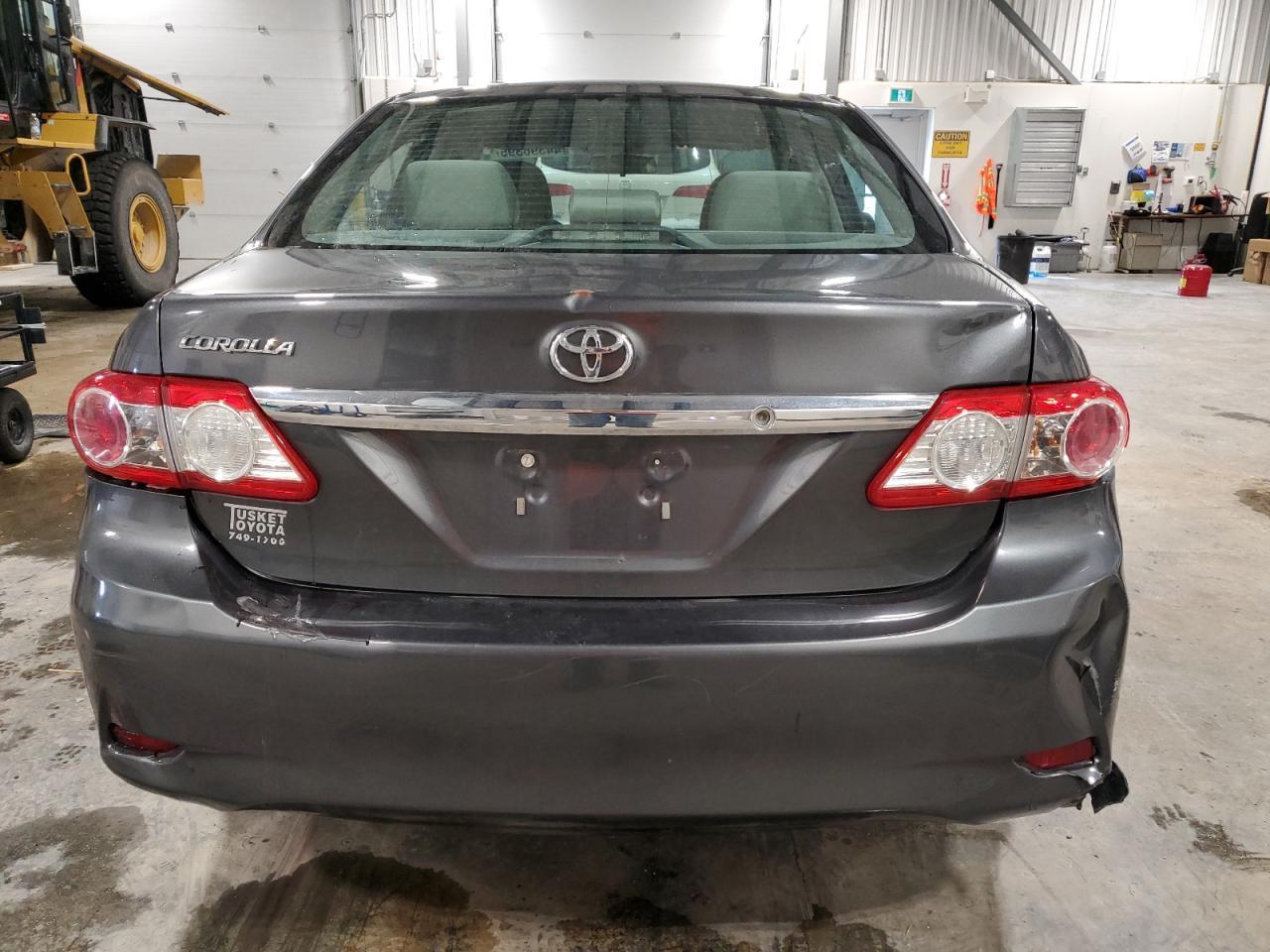 2013 TOYOTA COROLLA BA - Фото 6
