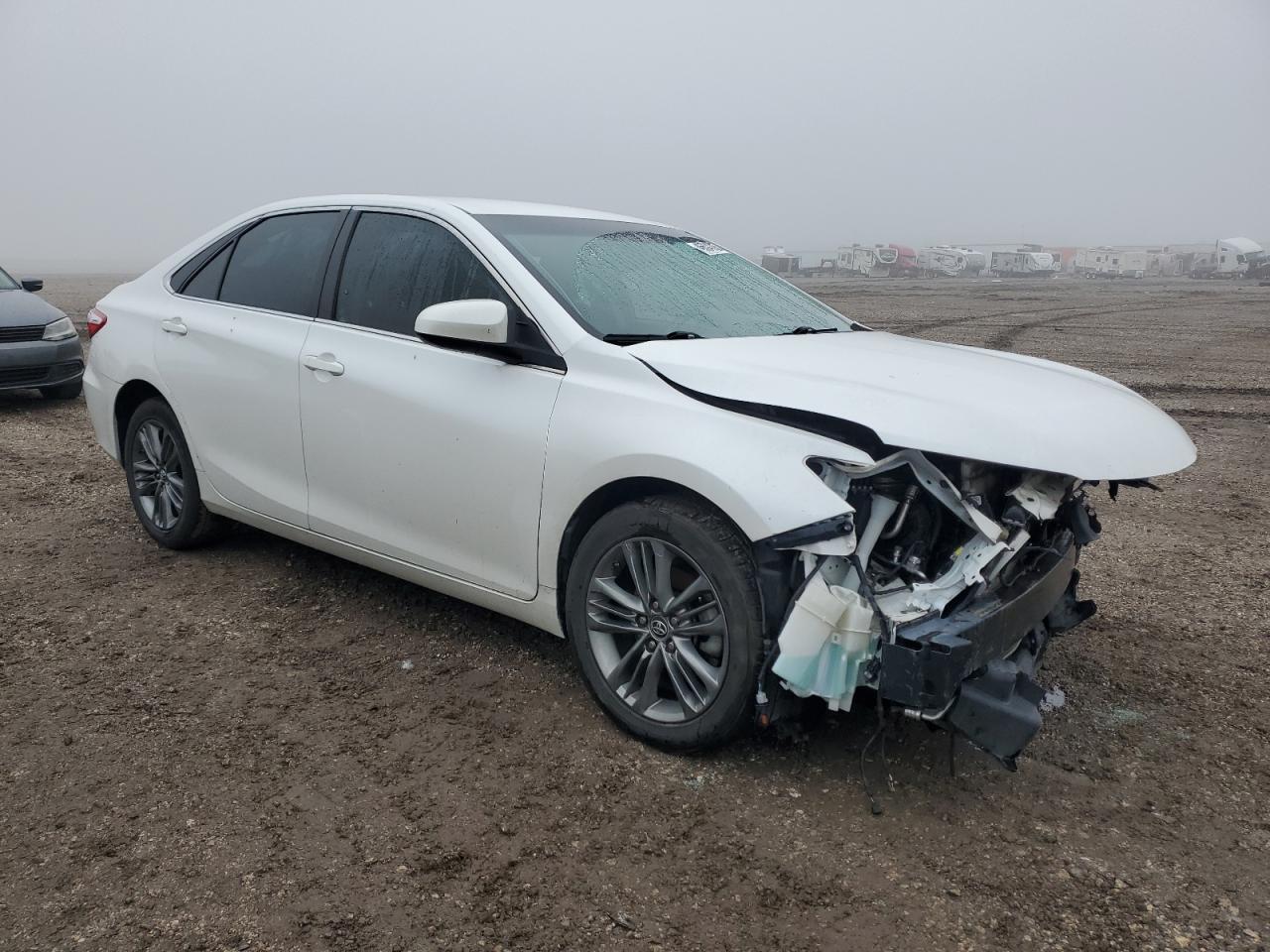 2017 TOYOTA CAMRY LE - Image 4