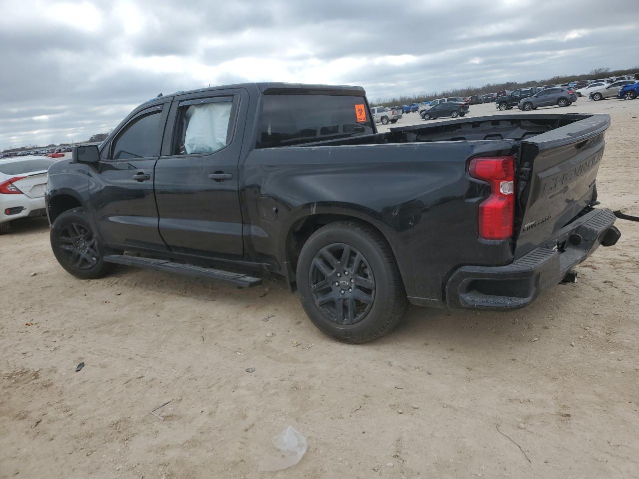 2023 CHEVROLET SILVERADO - Фото 2