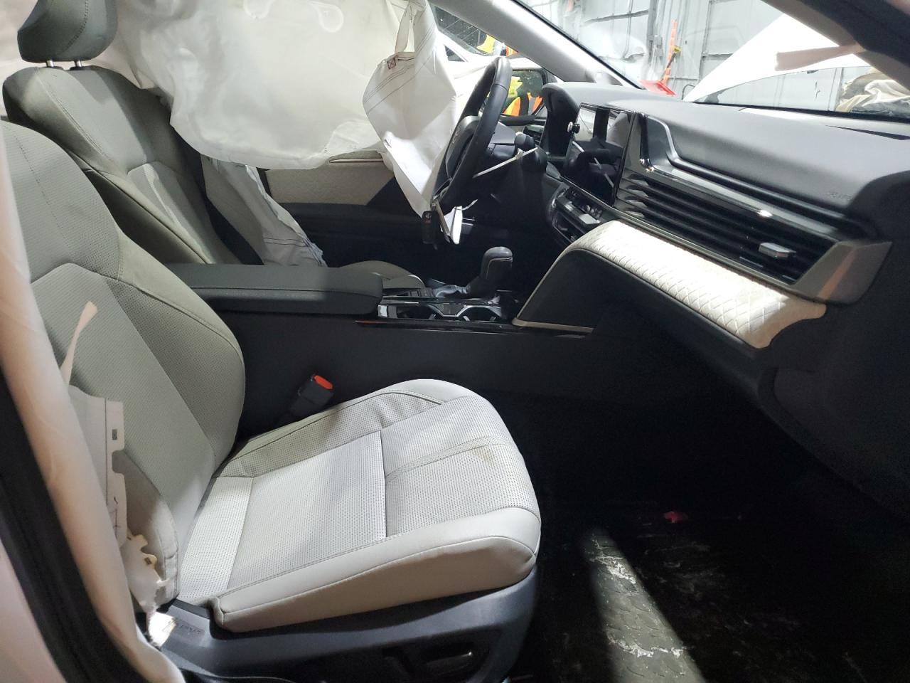2025 TOYOTA CAMRY XSE - Фото 7