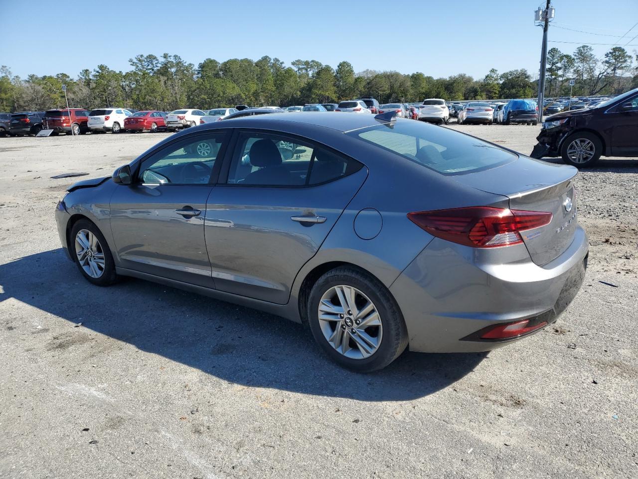 2019 HYUNDAI ELANTRA SE - Фото 2