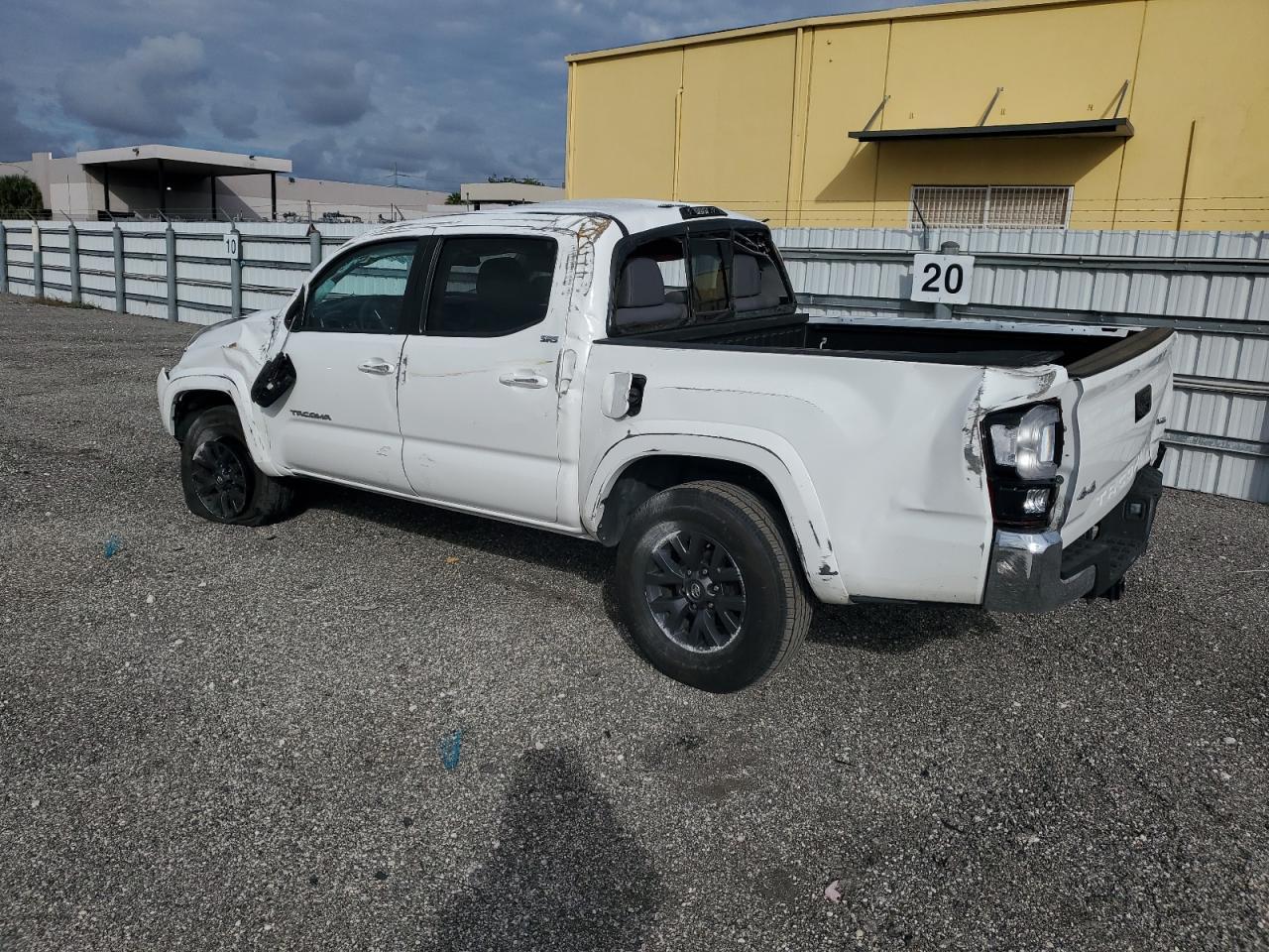 2023 TOYOTA TACOMA DOU - Фото 2