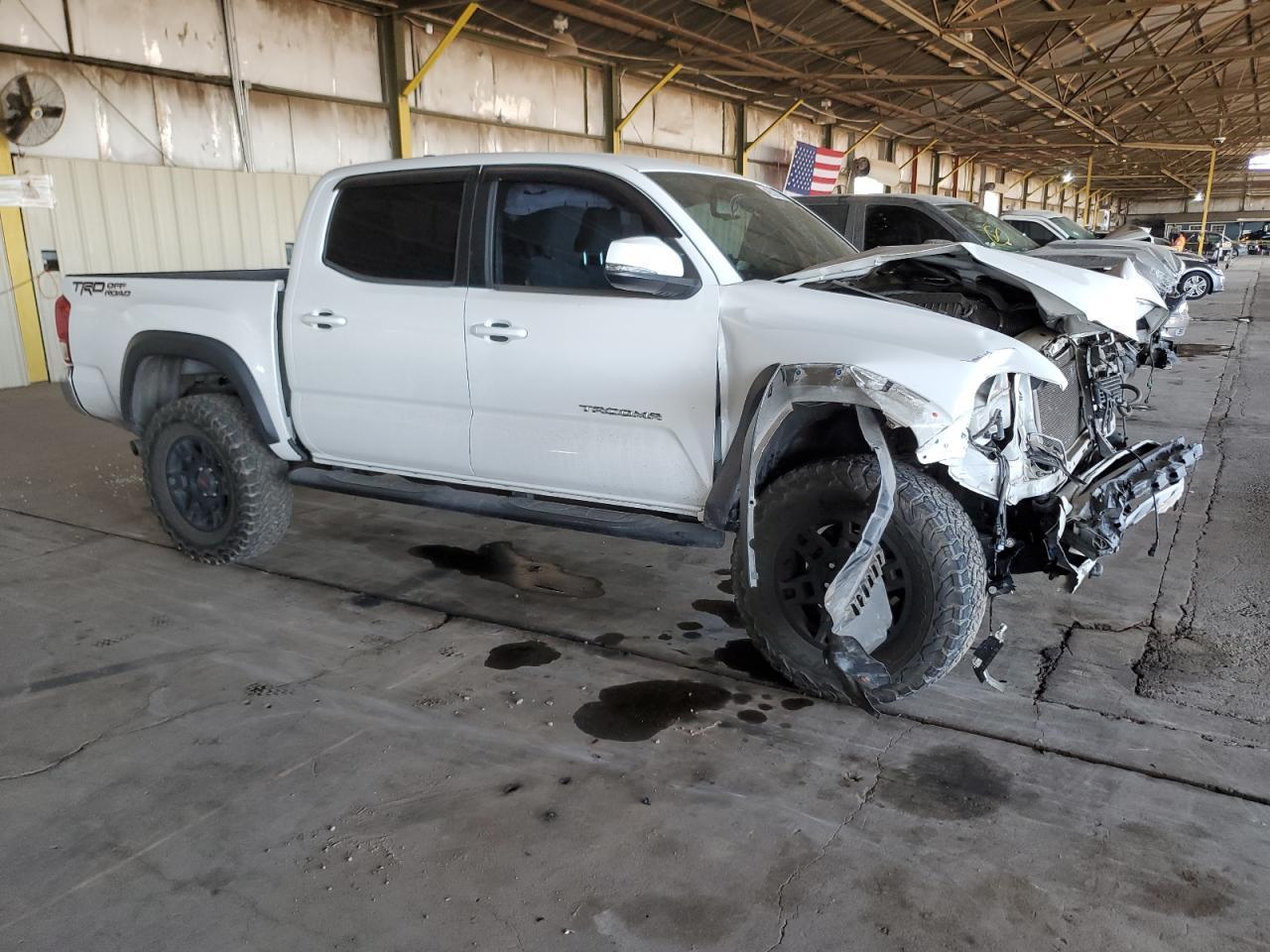 2016 TOYOTA TACOMA DOU - Фото 4