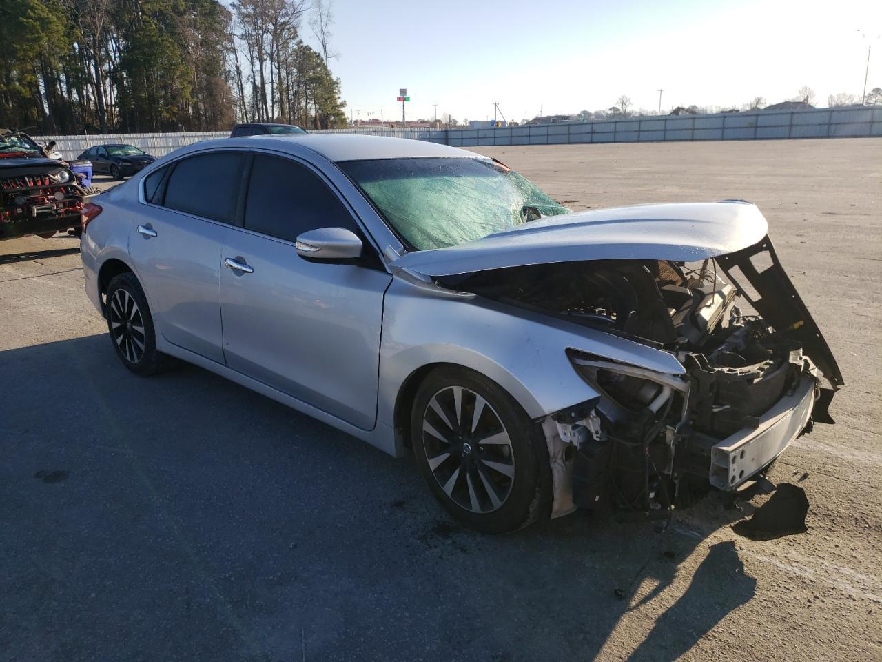 2018 NISSAN ALTIMA 2.5 - Image 4