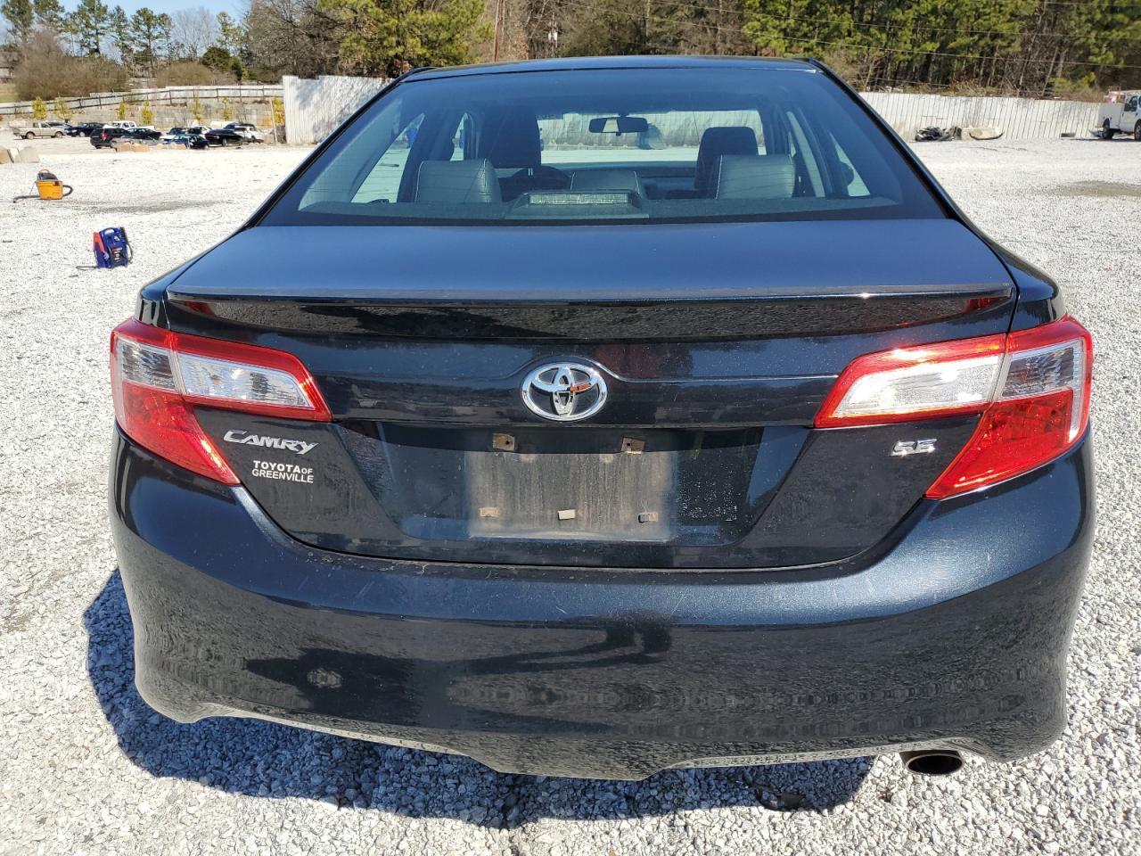 2013 TOYOTA CAMRY L - Image 6