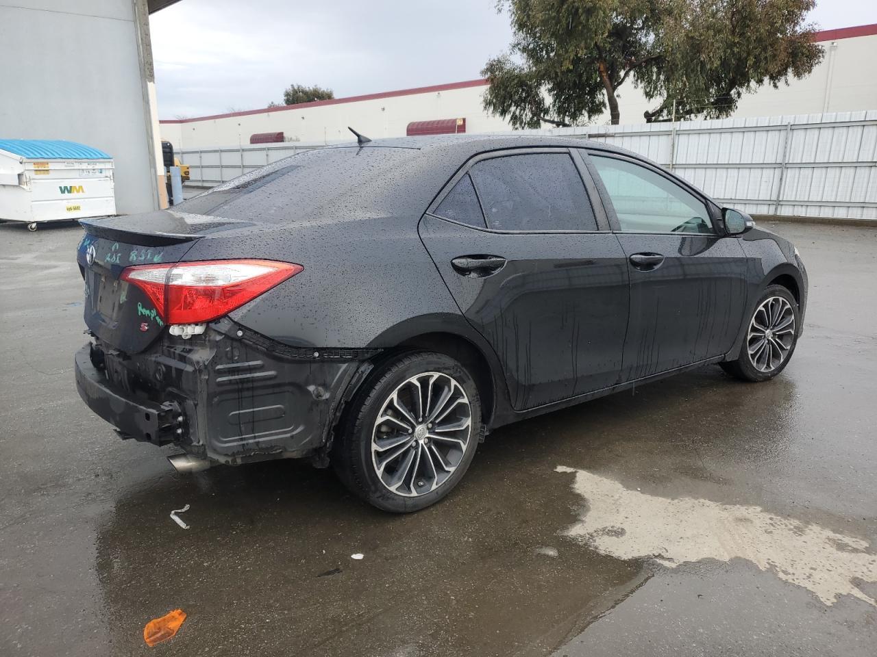 2015 TOYOTA COROLLA L - Image 3