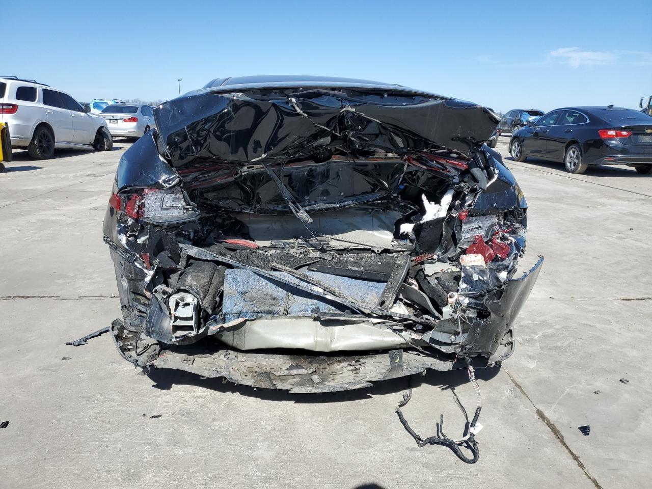 2015 TESLA MODEL S - Image 6