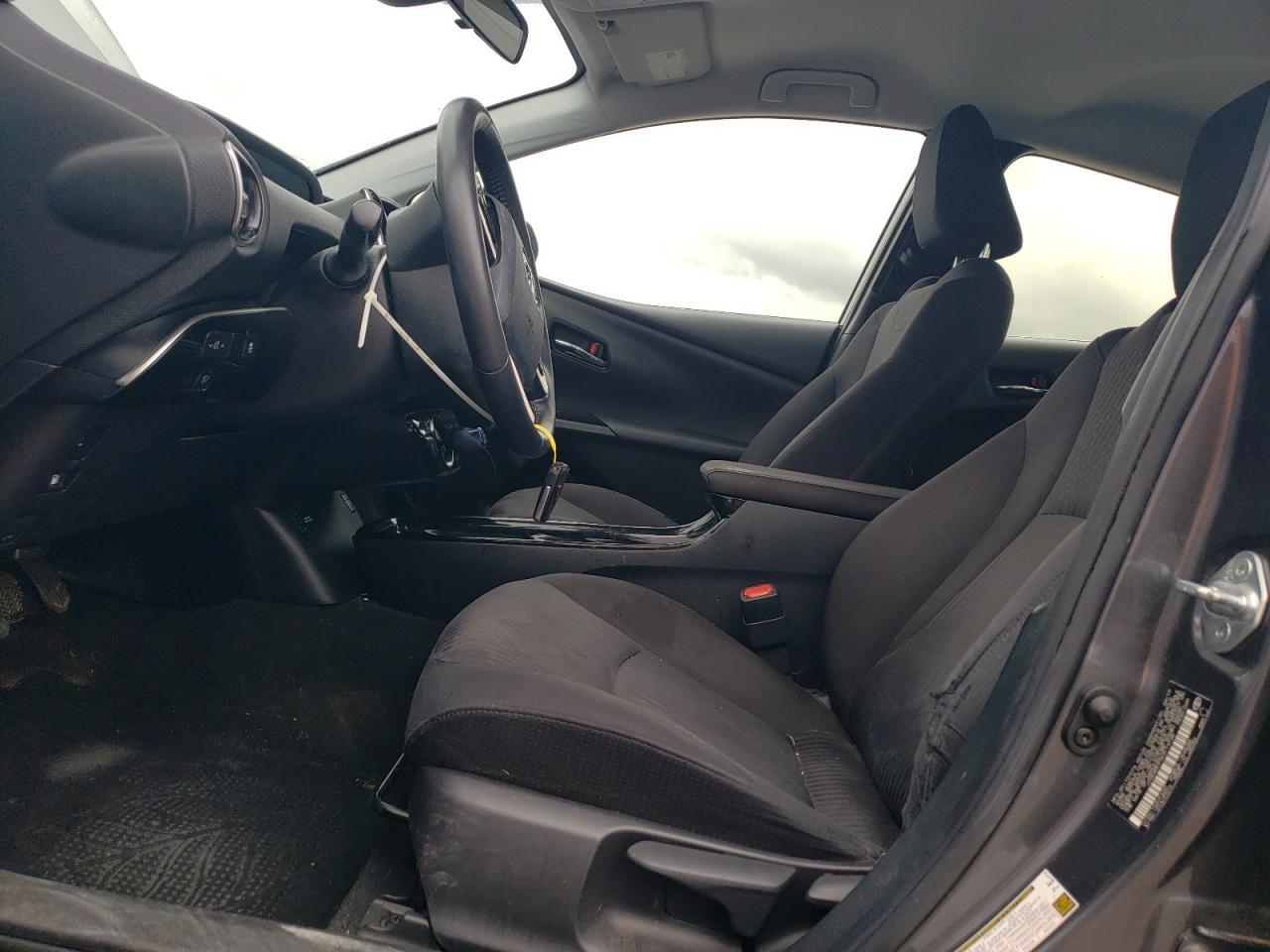 2019 TOYOTA PRIUS PRIM - Фото 7
