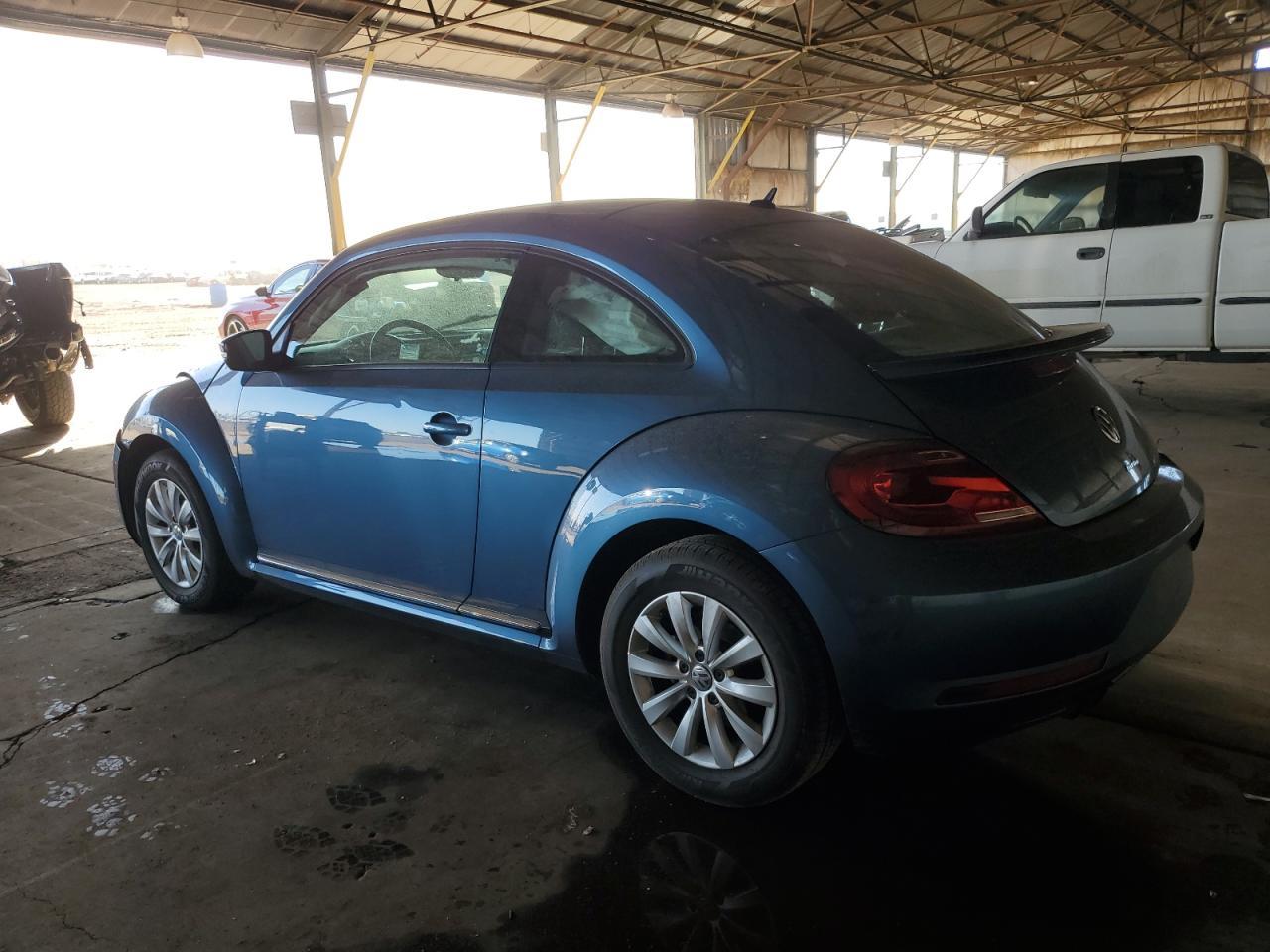 2019 VOLKSWAGEN BEETLE S - Image 2