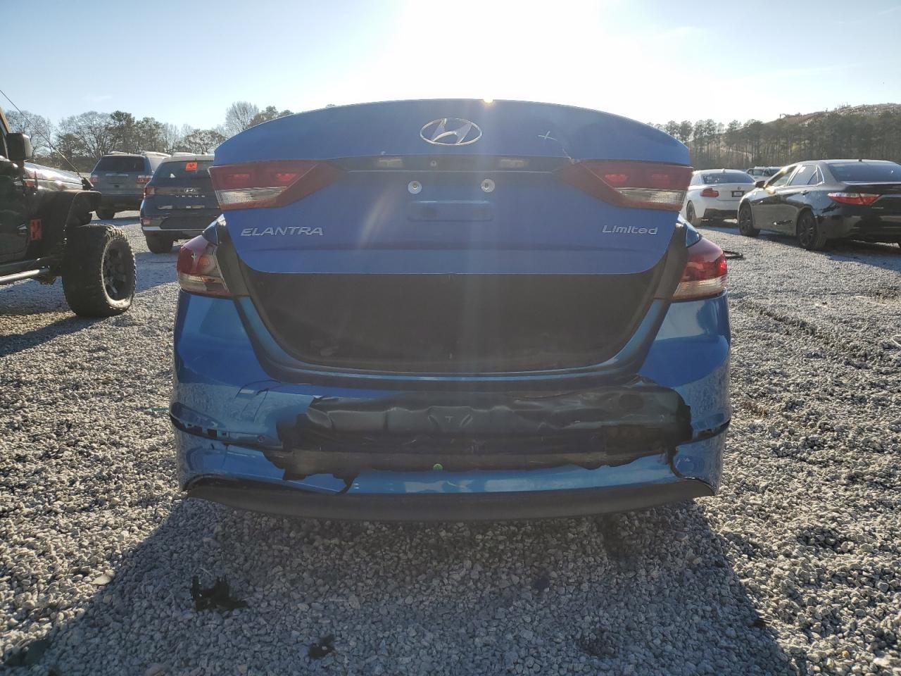 2017 HYUNDAI ELANTRA SE - Фото 6