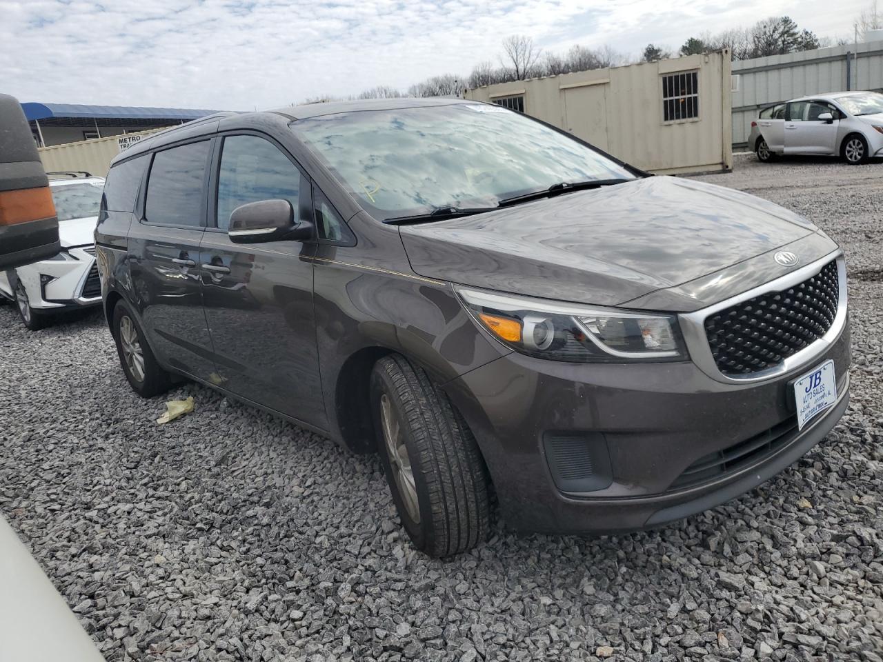 2016 KIA SEDONA LX - Image 4