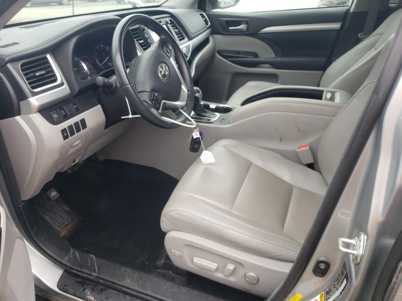 2018 TOYOTA HIGHLANDER - Фото 7