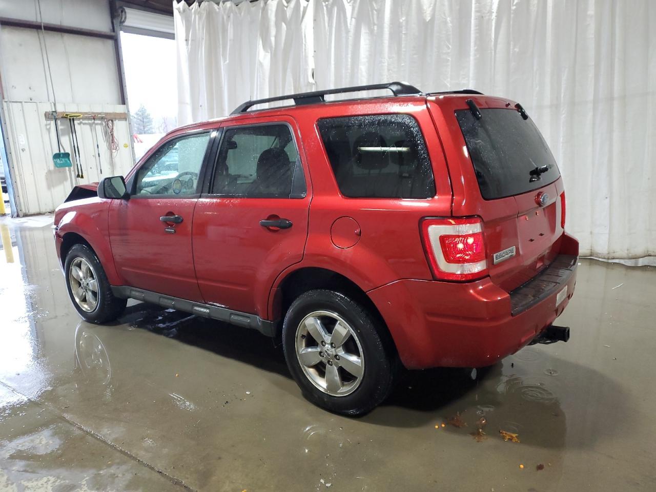 2012 FORD ESCAPE XLT - Image 2