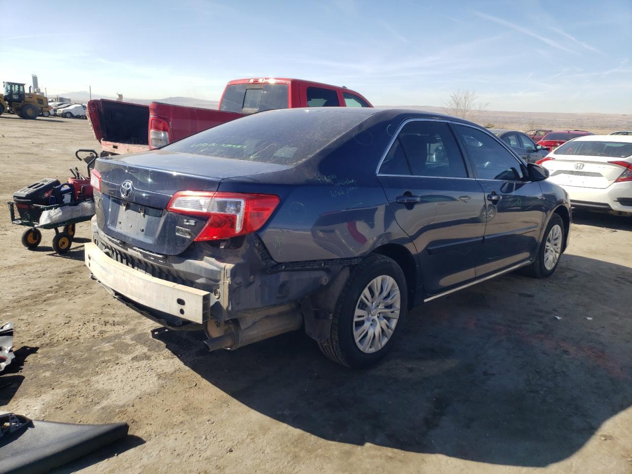 2014 TOYOTA CAMRY L - Image 3