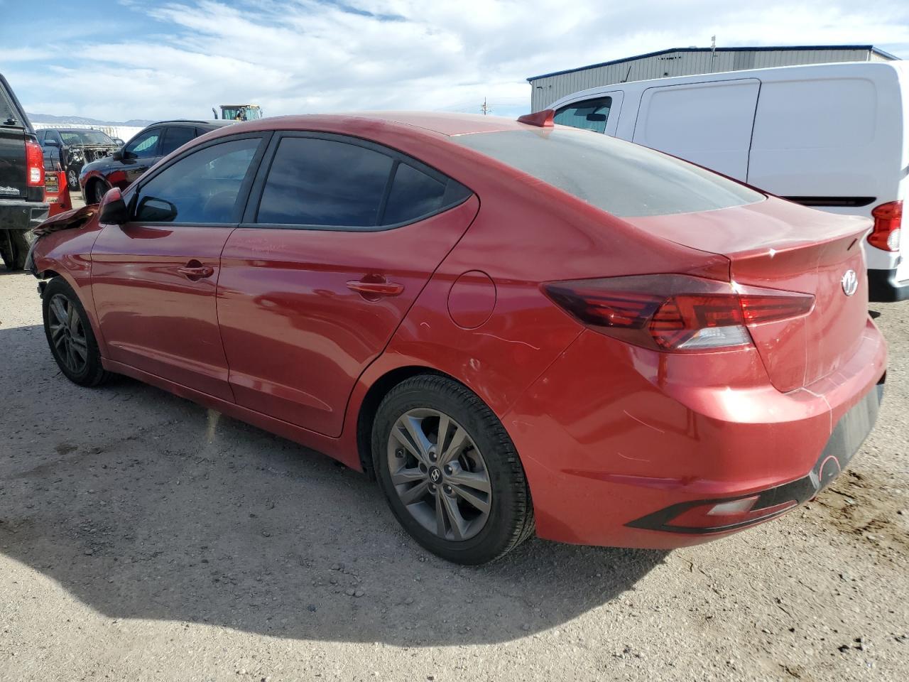 2019 HYUNDAI ELANTRA SE - Фото 2