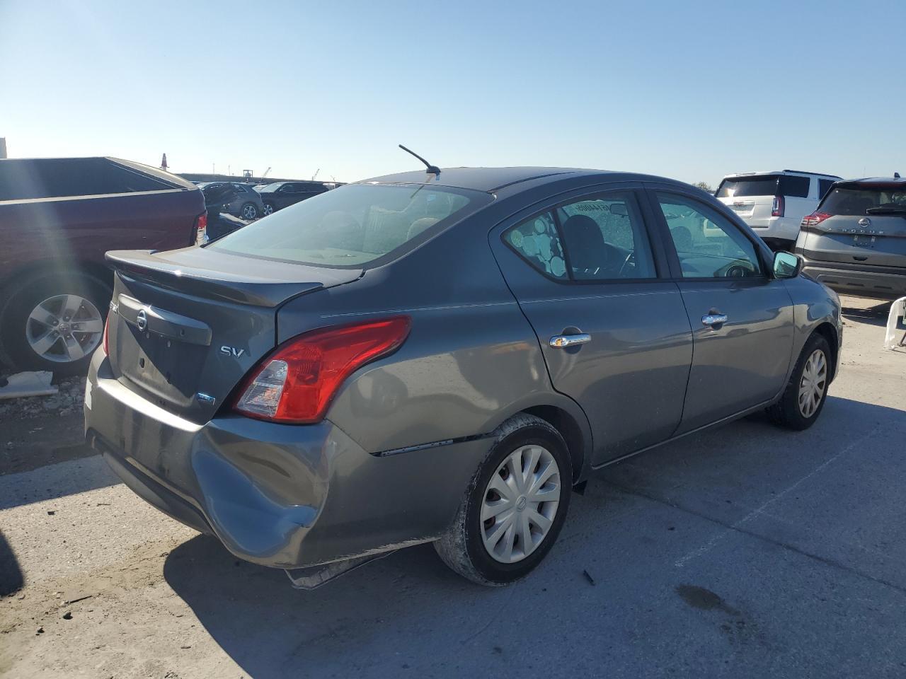 2016 NISSAN VERSA S - Image 3