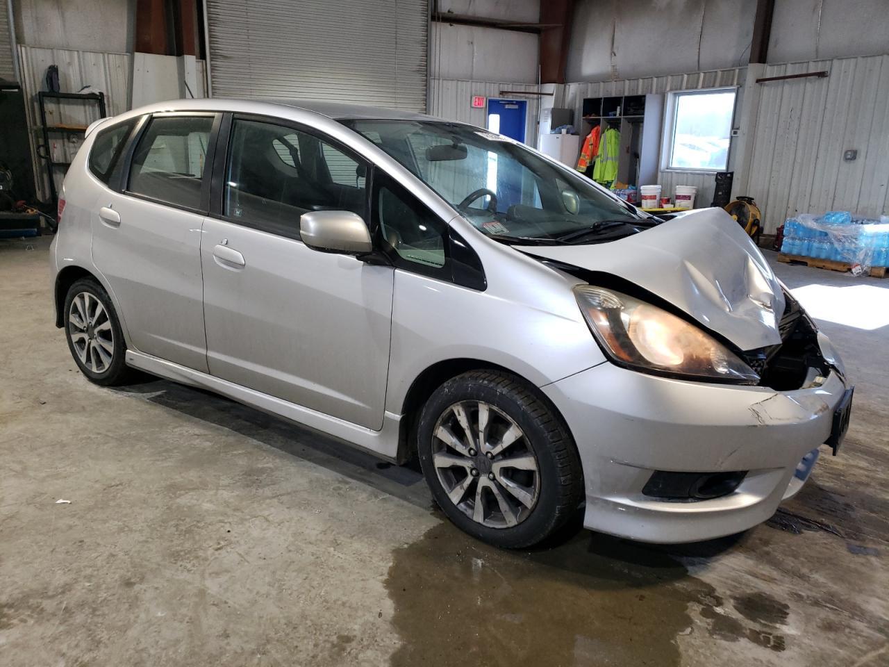 2013 HONDA FIT SPORT - Фото 4
