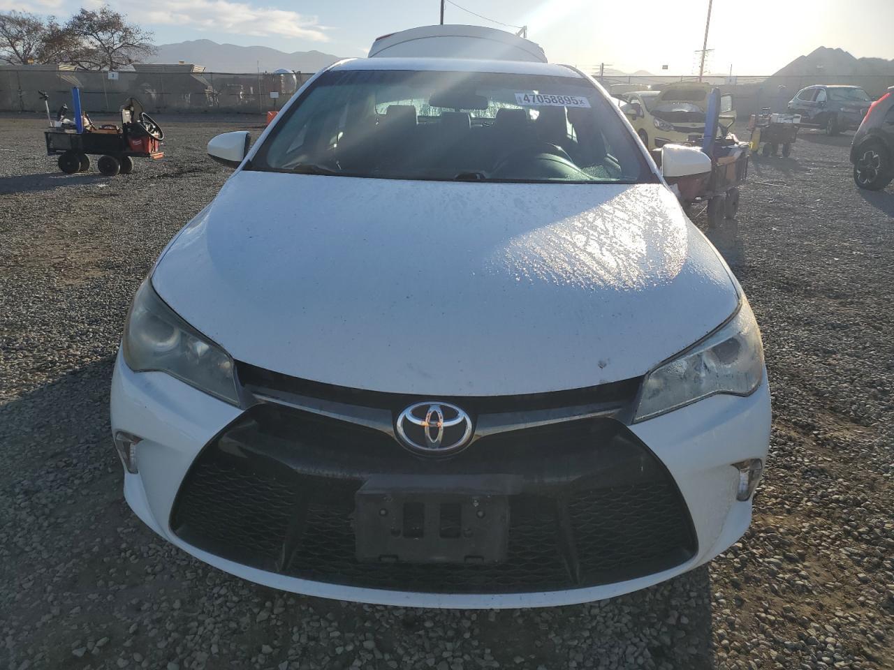 2017 TOYOTA CAMRY LE - Image 5