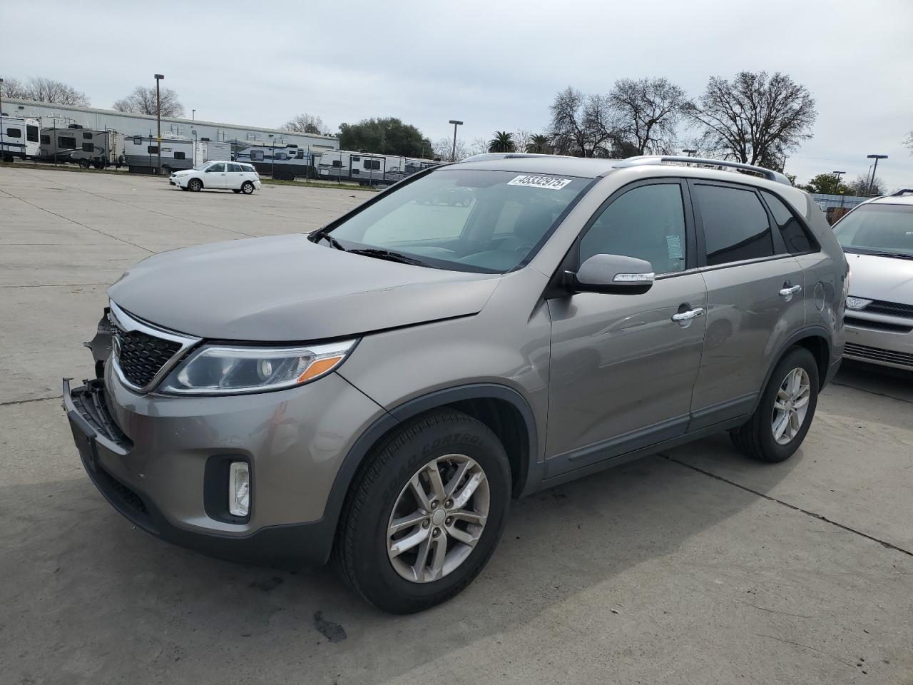 2014 KIA SORENTO LX