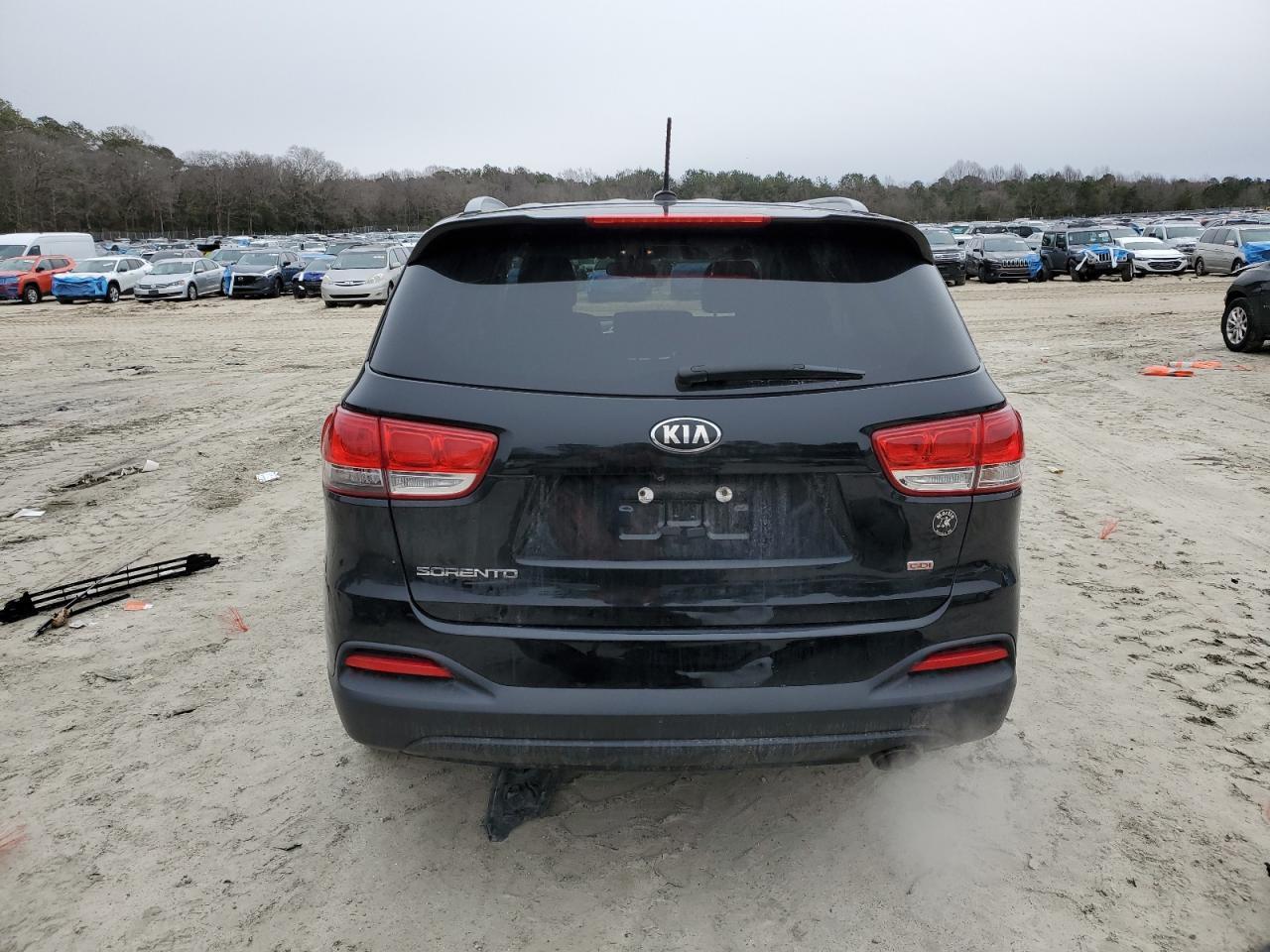 2017 KIA SORENTO LX - Фото 6