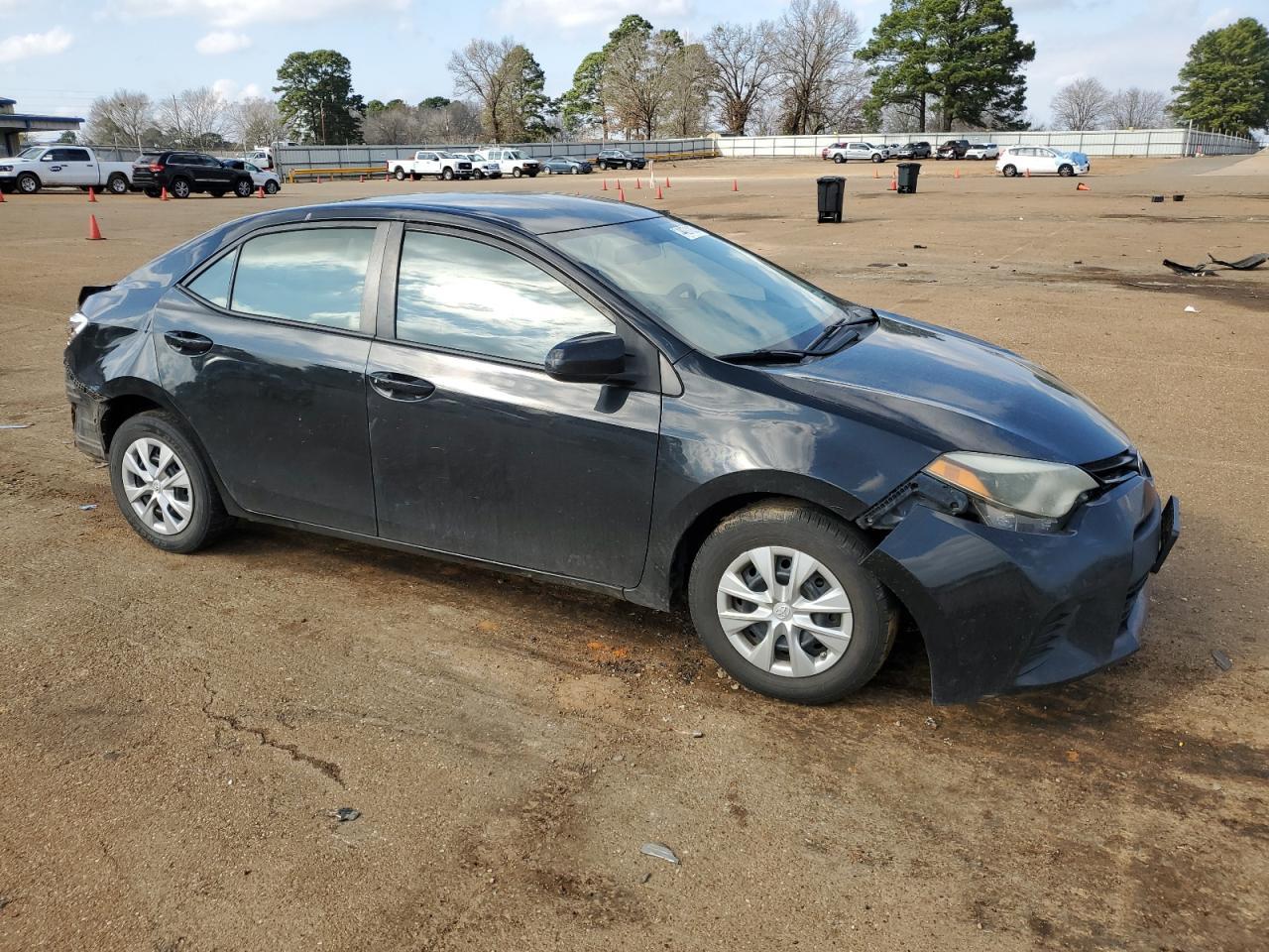 2015 TOYOTA COROLLA L - Image 4