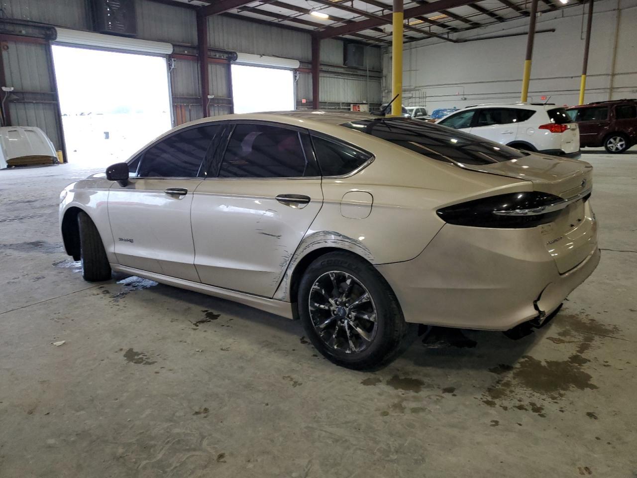 2017 FORD FUSION SE - Фото 2