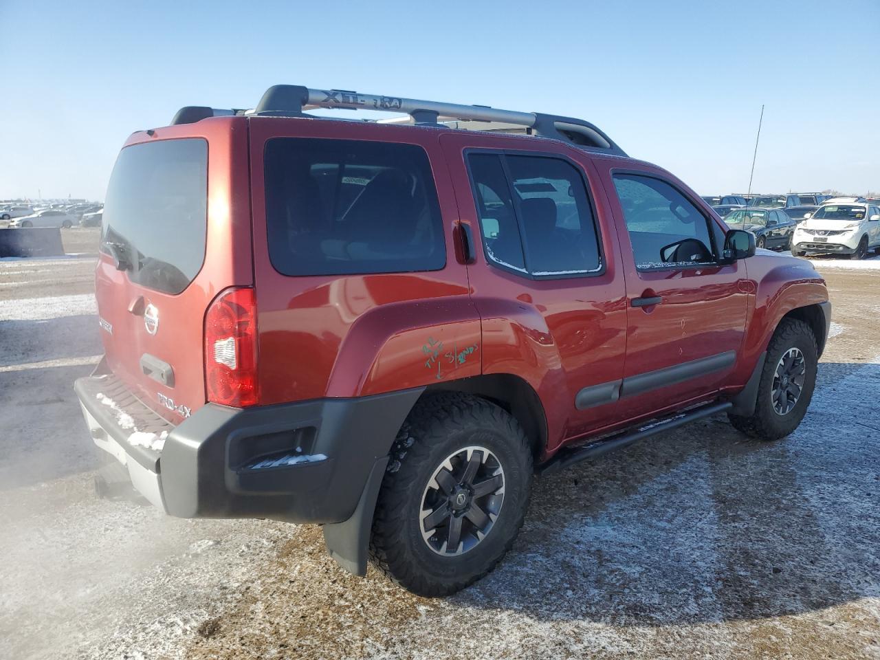 2015 NISSAN XTERRA X - Фото 3