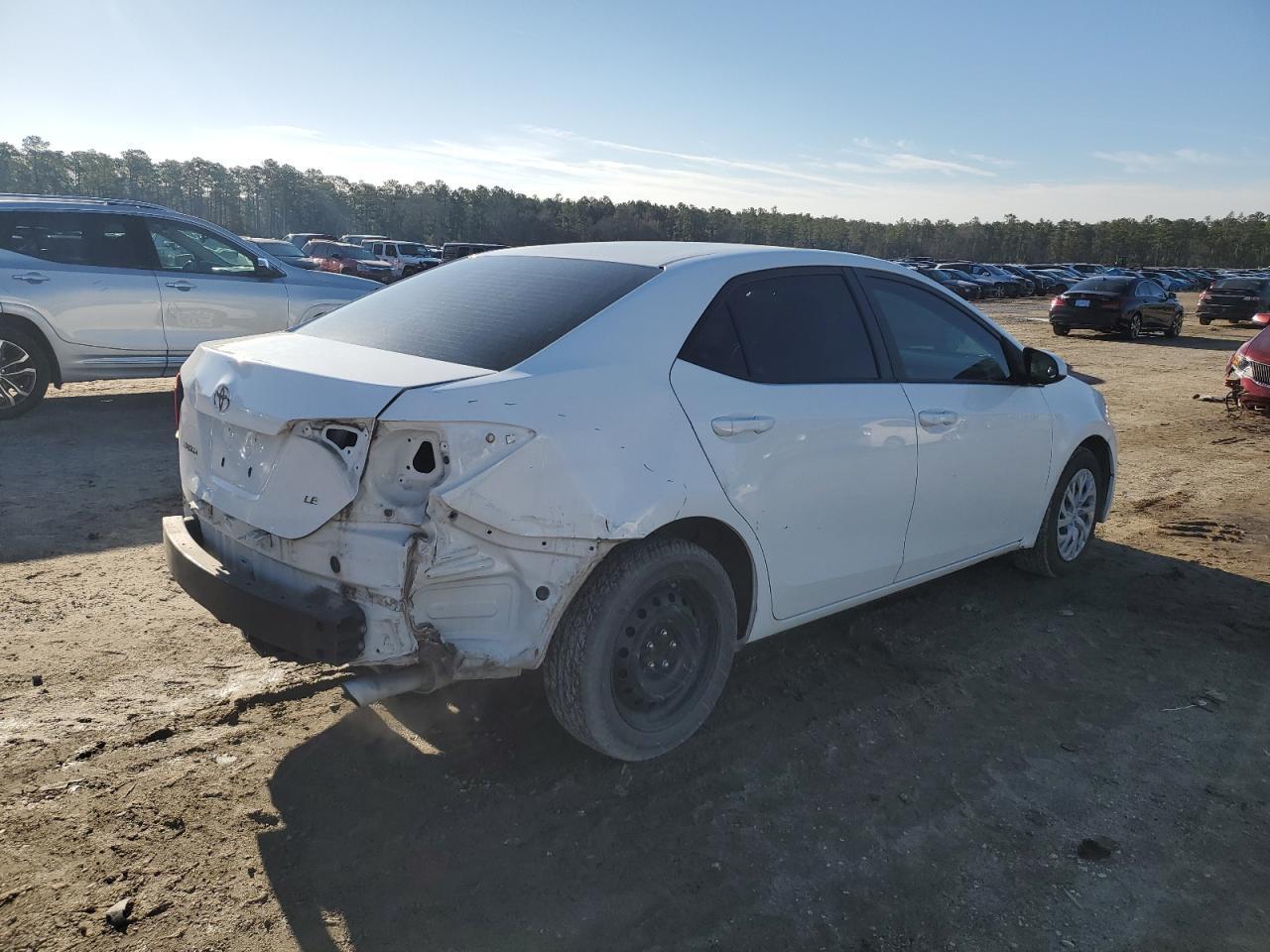 2019 TOYOTA COROLLA L - Image 3