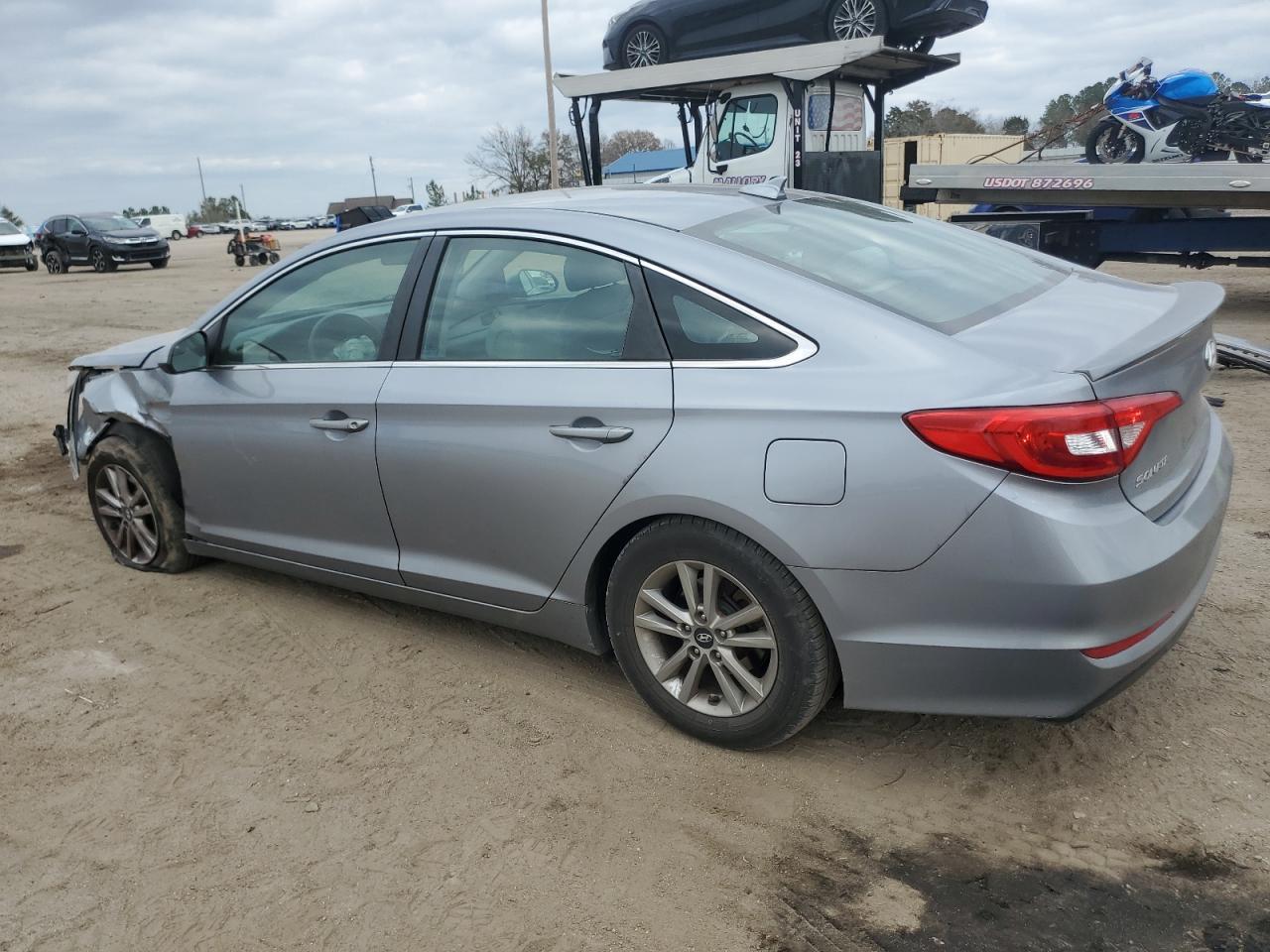 2017 HYUNDAI SONATA SE - Фото 2