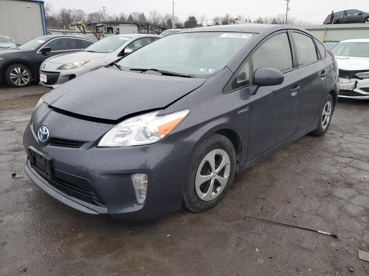 2013 TOYOTA PRIUS