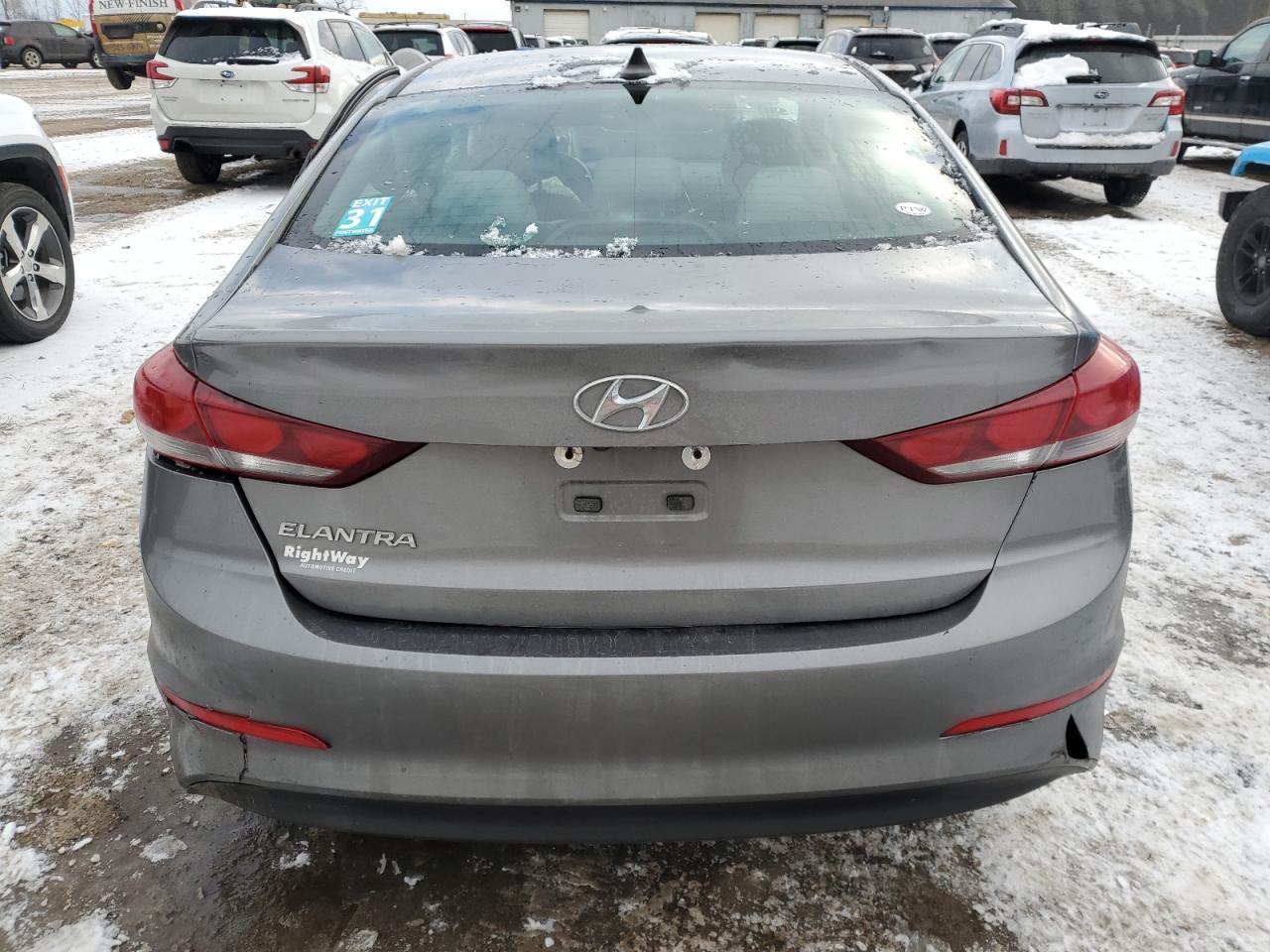 2018 HYUNDAI ELANTRA SE - Image 6