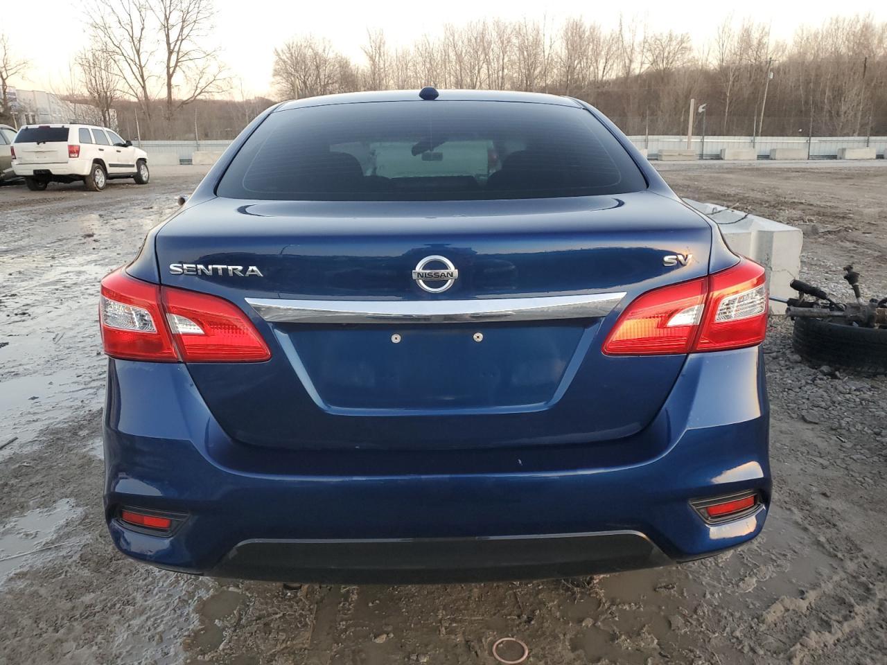 2017 NISSAN SENTRA S - Фото 6