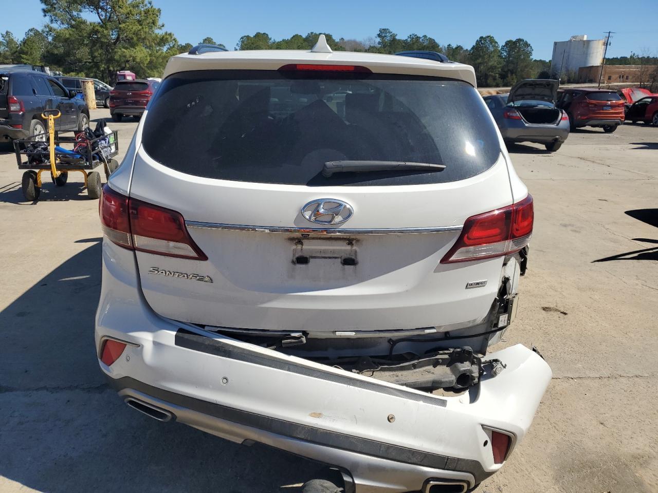 2017 HYUNDAI SANTA FE S - Image 6